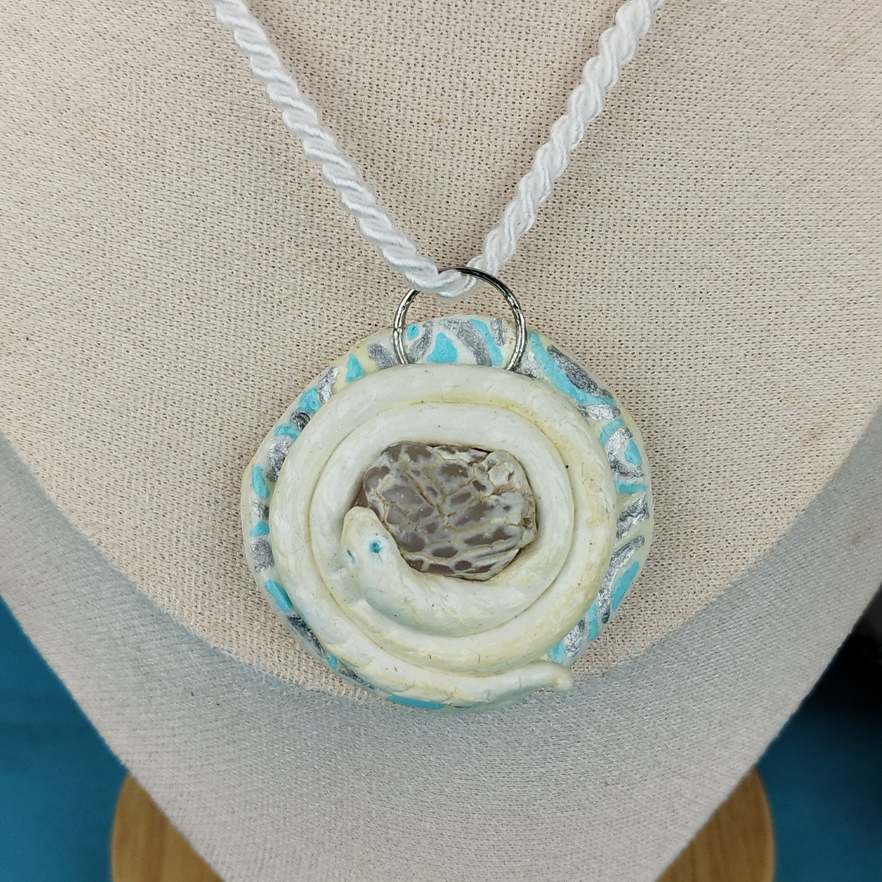 Schmuckset Himmelsschlange: Kette und Ohrringe