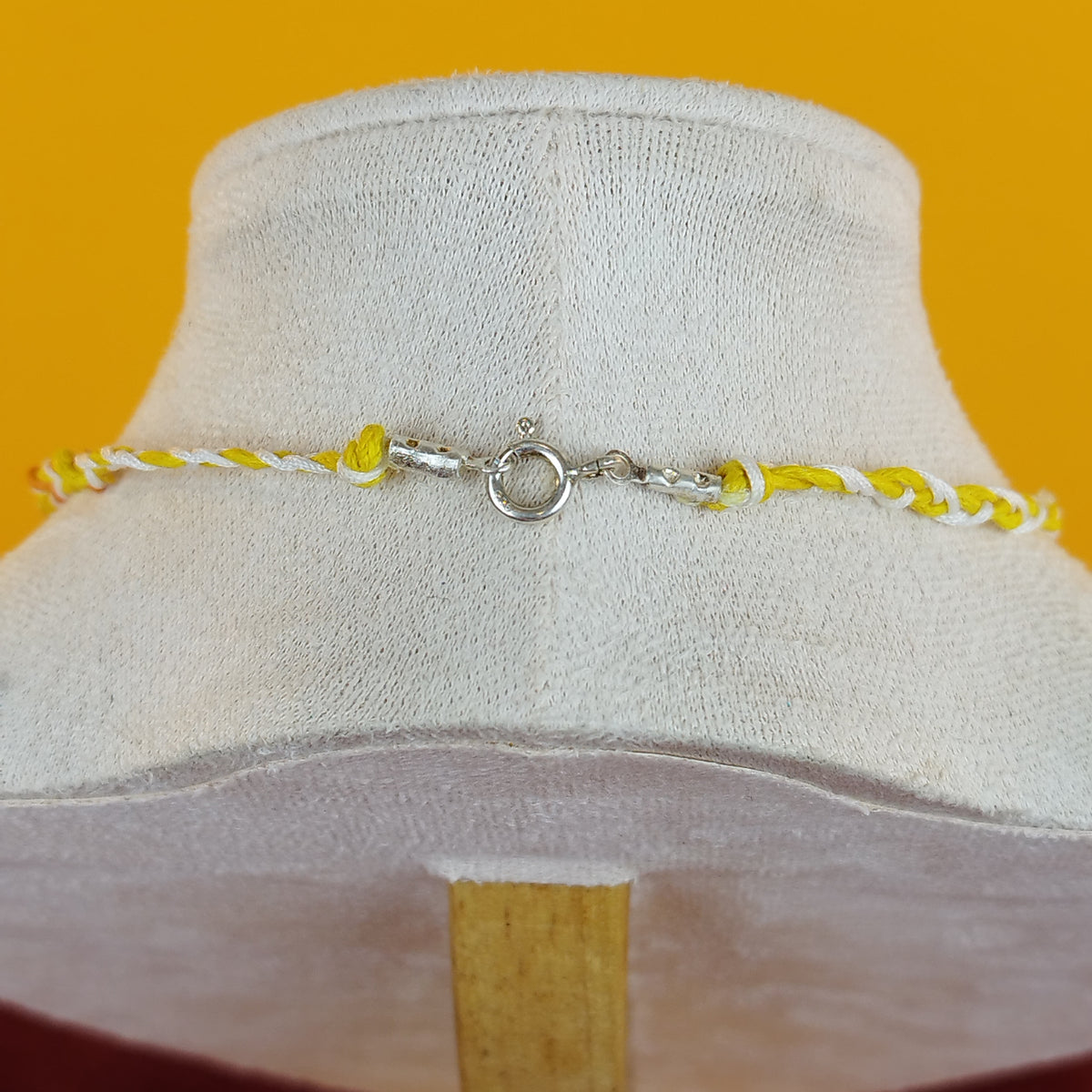 Kette: Rune Kennaz
