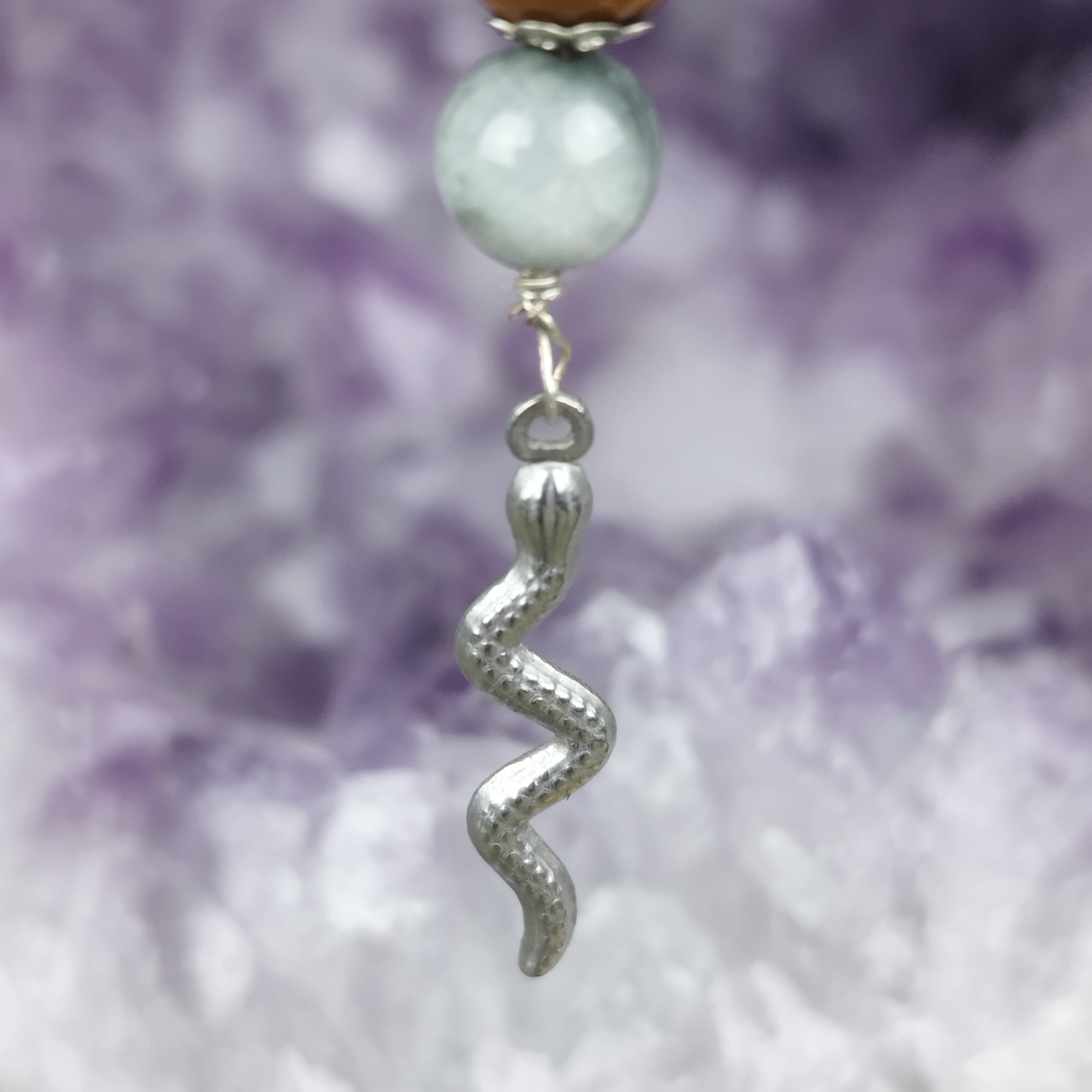 Schmuckset Metallschlange: Kette und Ohrringe