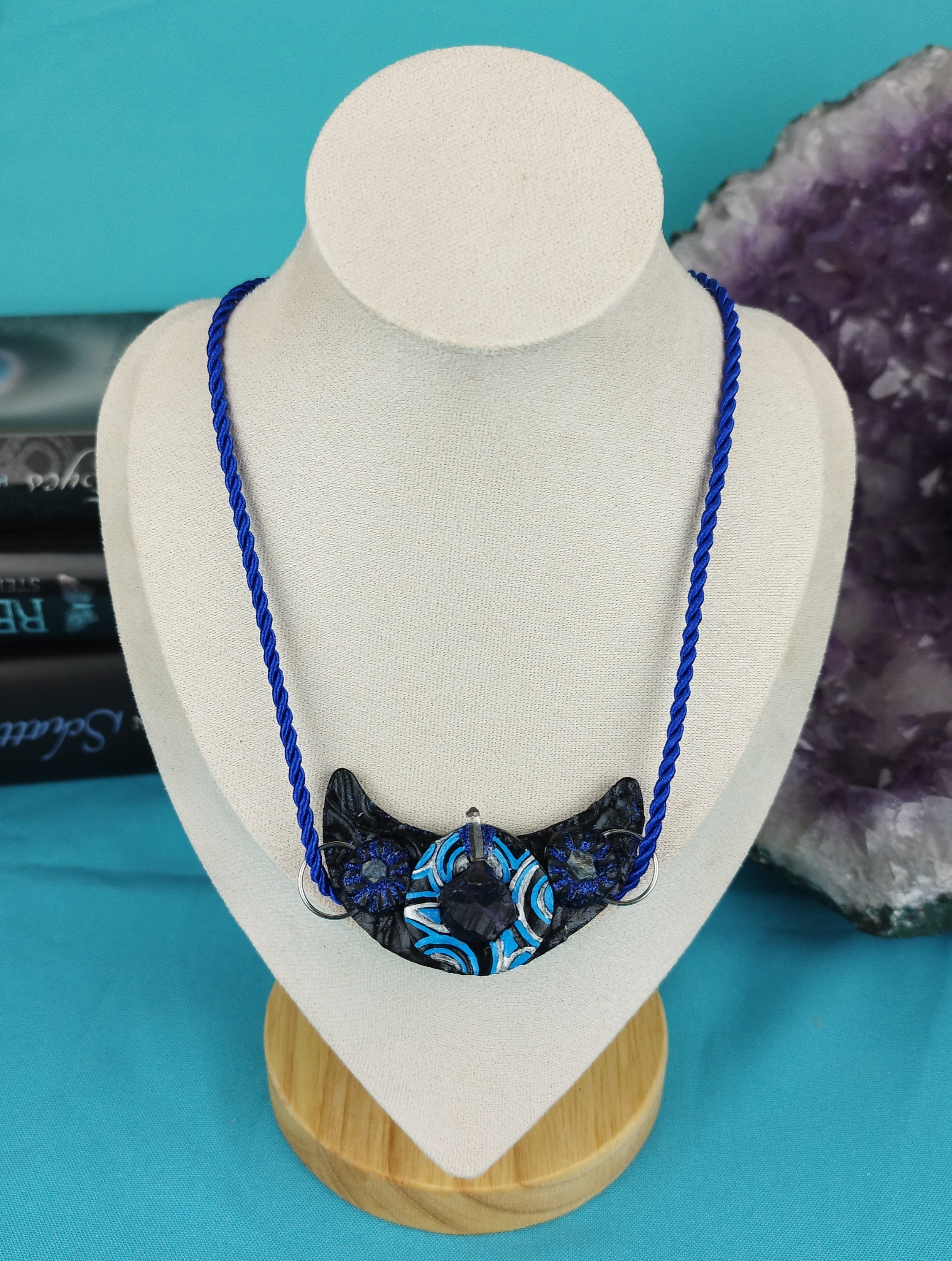 Kette Mondgöttin: Gezeiten in zwei Varianten