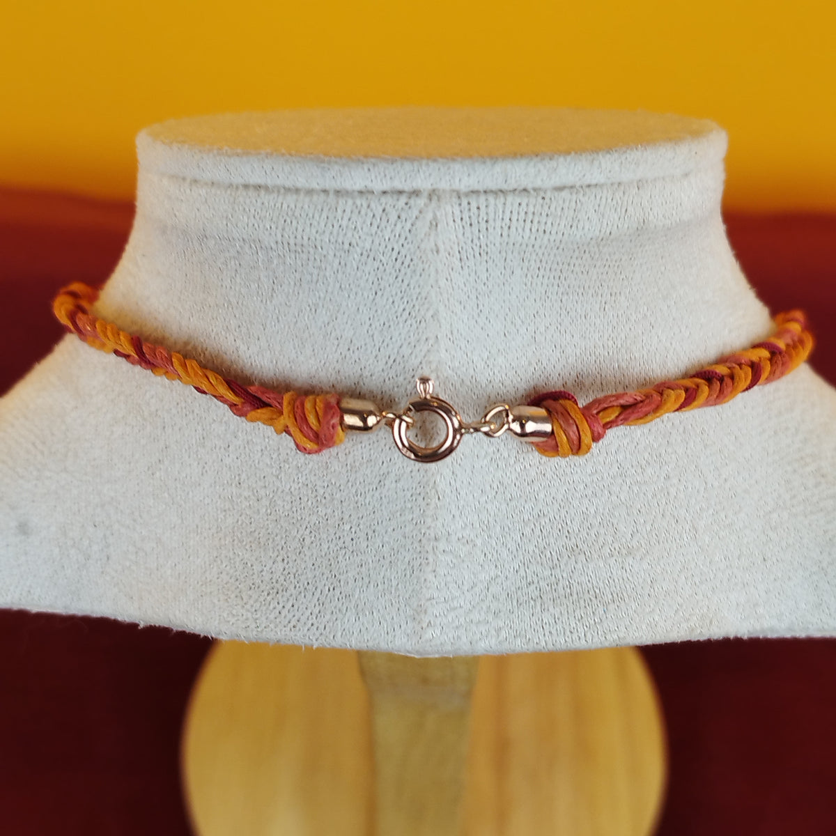Kette: Rune Pertho